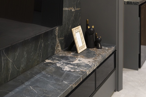 FERRO MARMI MATTE - Project Reference 1